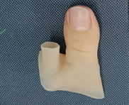 Wide-Edged Big Toe Prosthesis